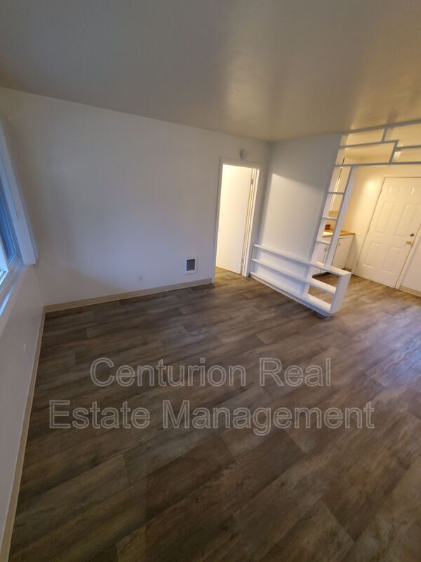 289 Kearney St S, Salem, OR 97302 Condo for Rent in Salem, OR