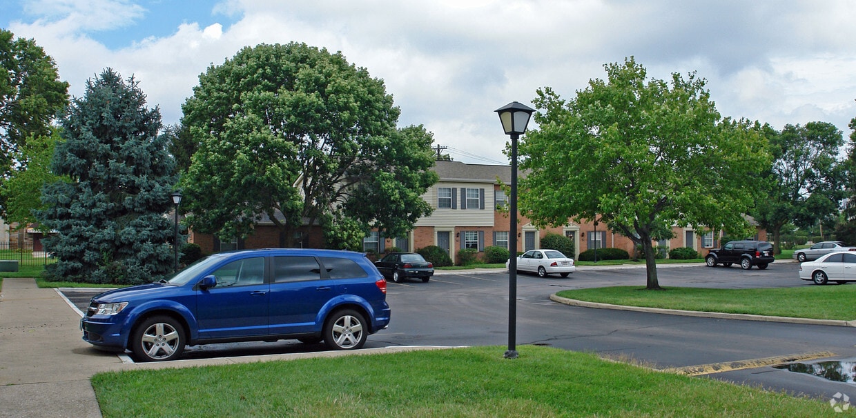 Building Photo - Georgetown Village