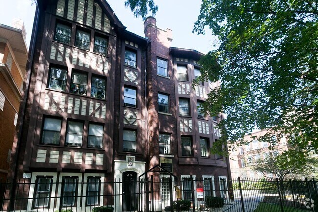 Building Photo - 5516 N Kenmore Ave