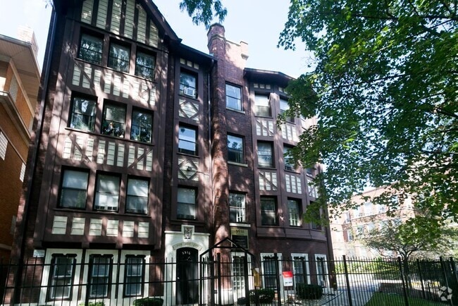 Building Photo - 5516 N Kenmore Ave