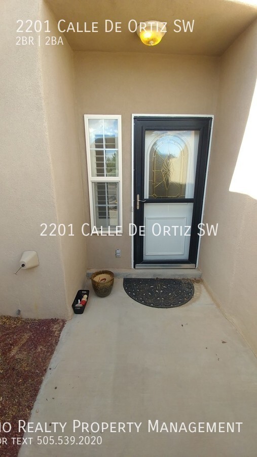 Foto del edificio - Los Lunas Beauty In Gated Community on Cor...