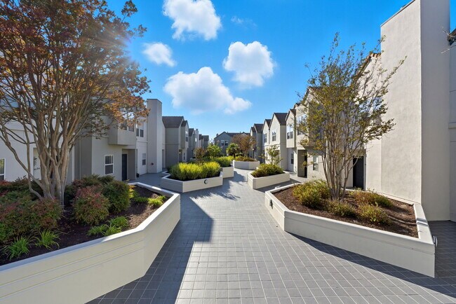 Foto del edificio - Stevens Creek Villas