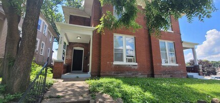 Building Photo - 730-732 N 23rd St