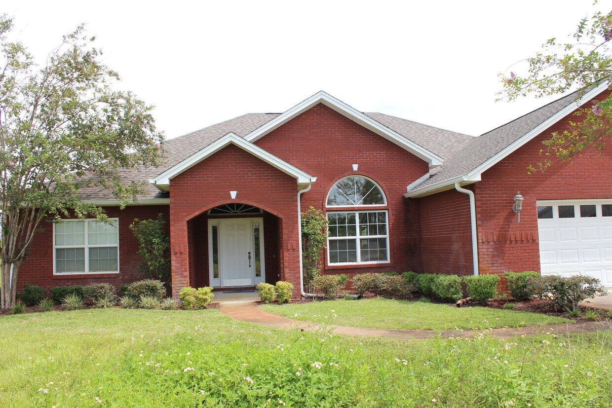 1117 Paton Ln, Lynn Haven, FL 32444 House for Rent in Lynn Haven, FL