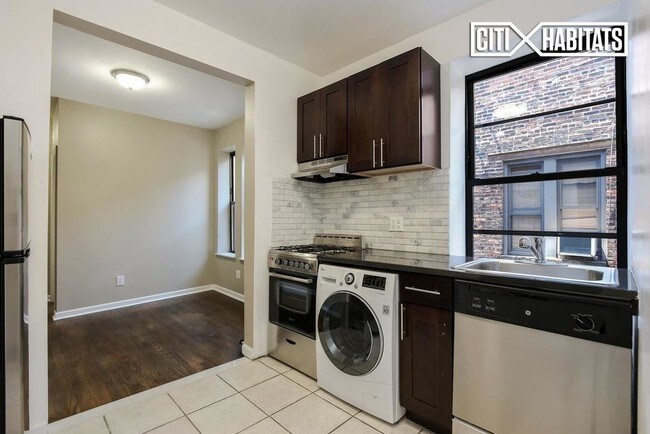 Foto del edificio - 314 E 78th St