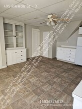 Building Photo - 495 Rimmon St