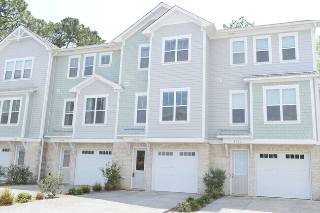Foto del edificio - 4024 Tamarisk Ln