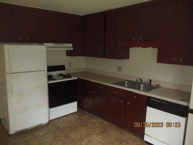 Building Photo - 1930 Edgerly Ave