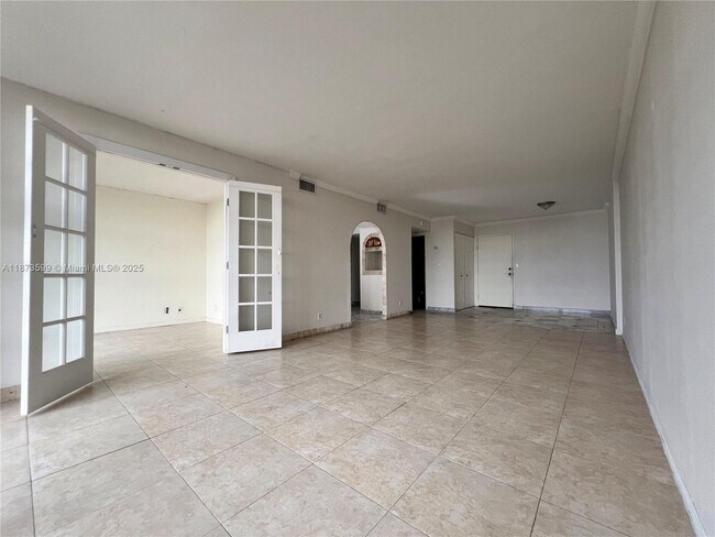 Foto del edificio - 2101 Atlantic Shores Blvd