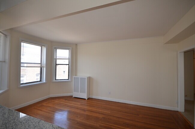 Foto del edificio - 1165 Commonwealth Ave