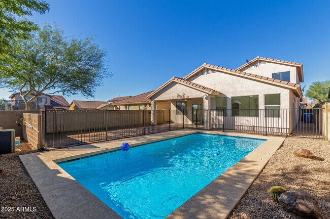 Foto del edificio - 40809 N Raleigh Ct