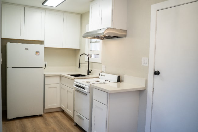 Building Photo - 4155 Elm Ave