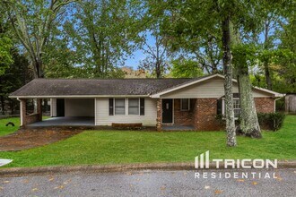 Building Photo - 4957 Horton Pl