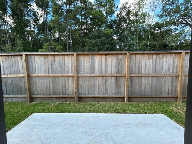 Building Photo - 7914 Alset Dr