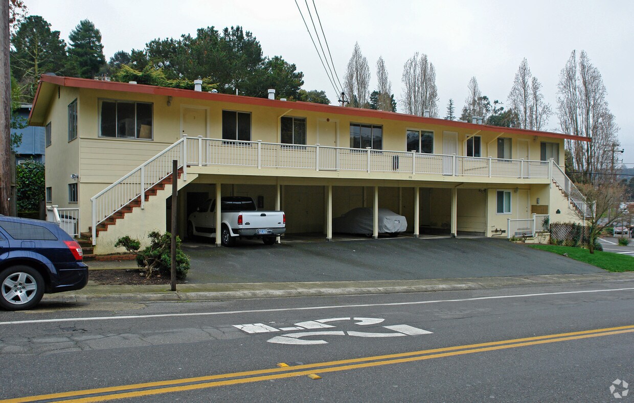 Foto del edificio - 100 Belvedere Dr