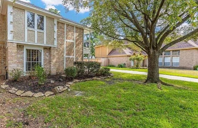 Foto del edificio - 6018 Gnarled Oaks Ct