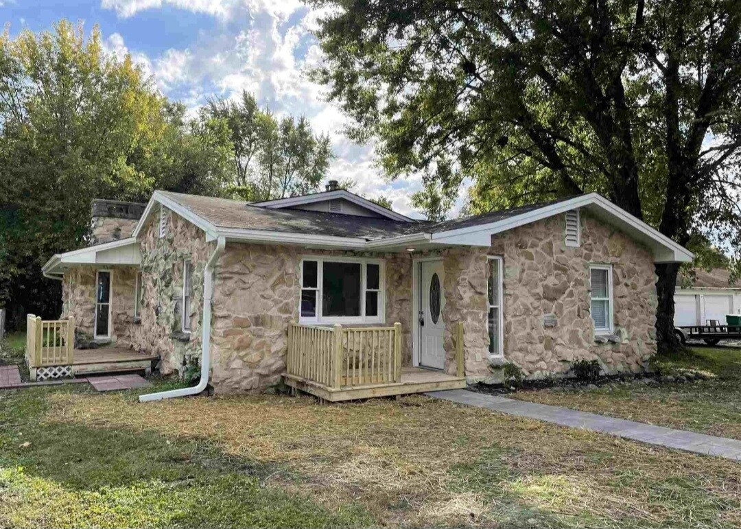 Foto principal - 472 Yates St