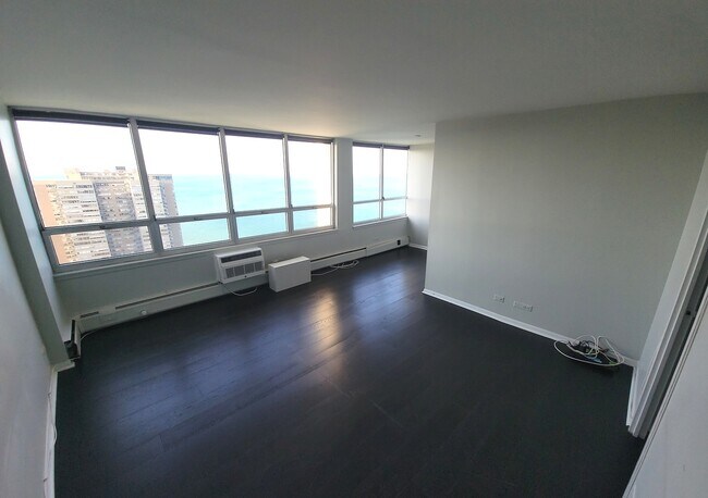 Foto del edificio - 6171 N Sheridan Rd