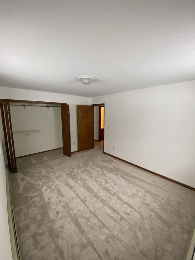 Bedroom 1 - 9830 Upper 161st St W