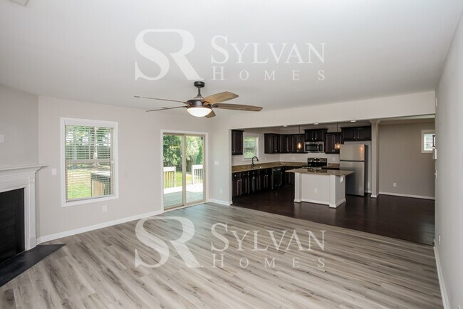 Foto del edificio - Spacious 5BR 3BA Home