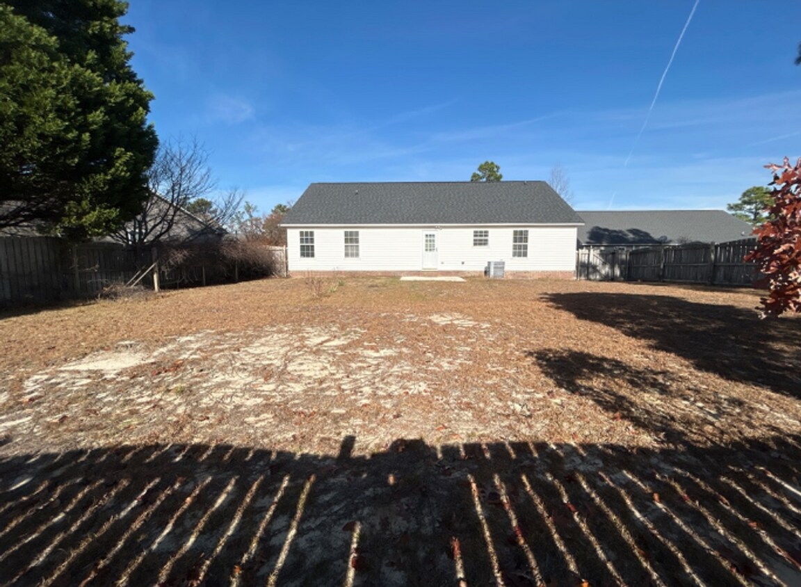 Building Photo - 108 Riverwalk Ct