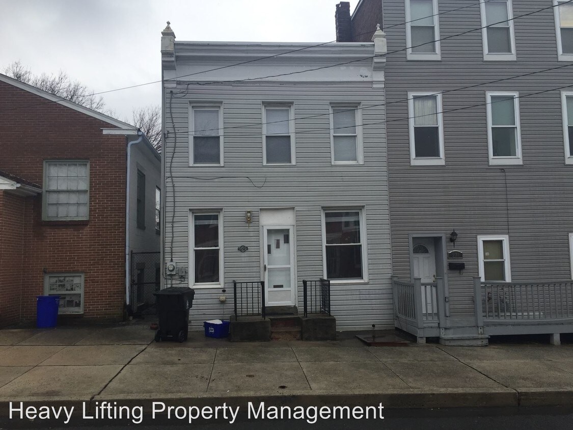 Primary Photo - 3 br, 1 bath House - 501 1/2 Hamilton St