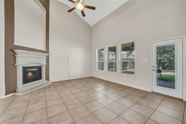 Foto del edificio - 28514 Jacob Bend Dr