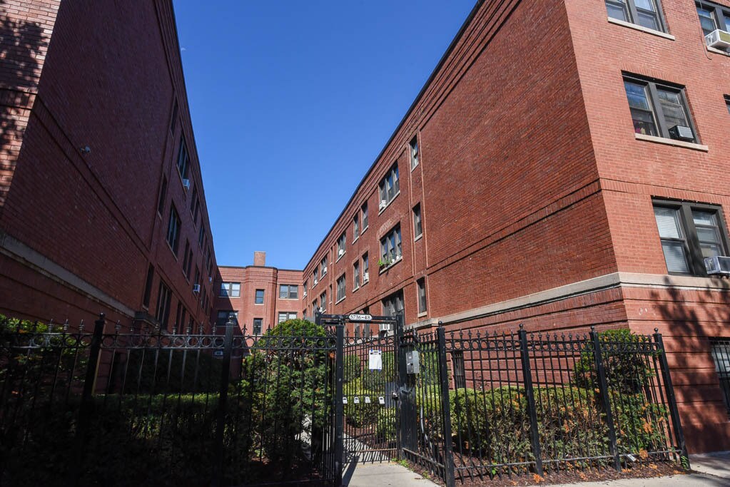 Foto principal - 5744 N Winthrop Ave
