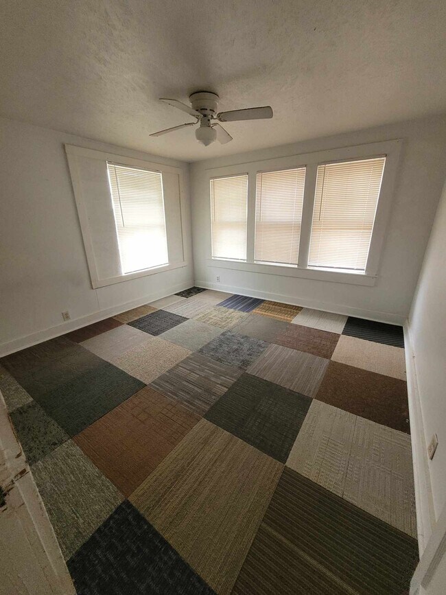 Foto del edificio - 608 N 8th St