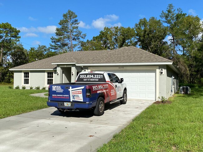 Foto del edificio - 16090 SW 55th Avenue Rd