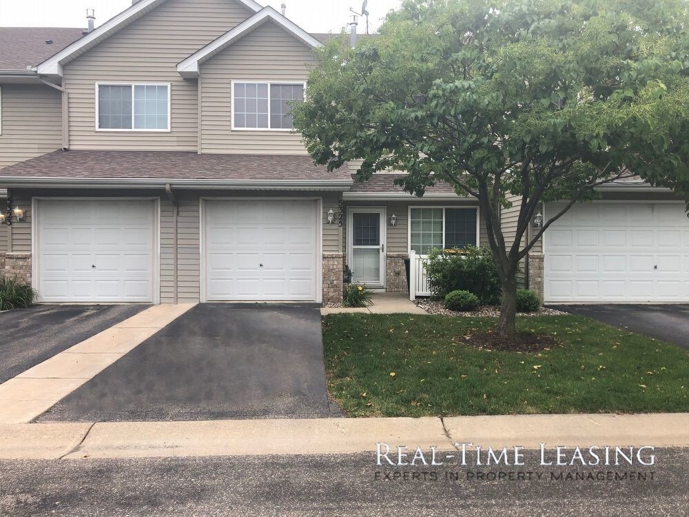 5325 206th St W, Farmington, MN 55024 Townhome Rentals in Farmington