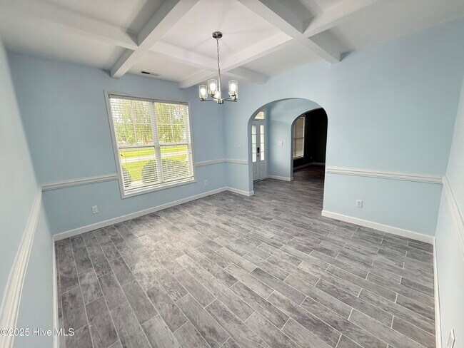 Foto del edificio - 231 Southwoods Ln