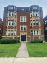 Building Photo - 2972 S Moreland Blvd