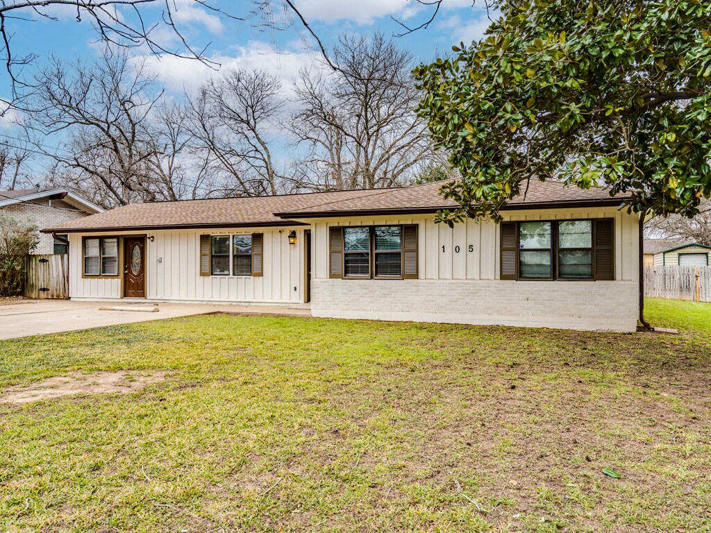 105 Maynard St, Bastrop, TX 78602 House for Rent in Bastrop, TX