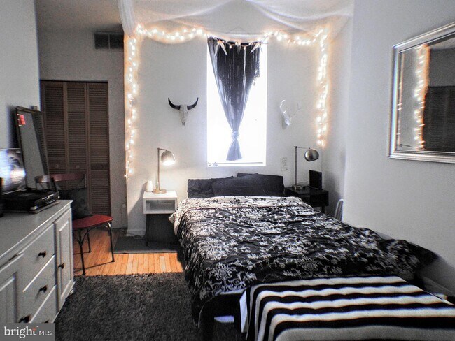 Foto del edificio - 958 N 2nd St