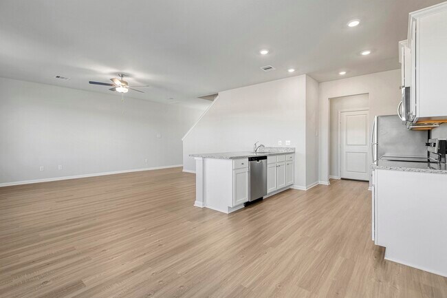 Foto del edificio - 23043 Glory Orchid Dr