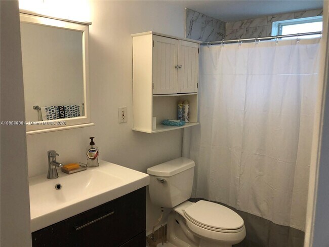Foto del edificio - 8601 SW 68th Ct