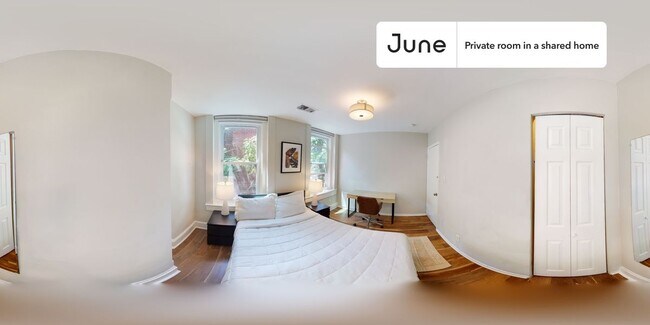 Building Photo - Private bedroom in 2 bed/1 bath Home