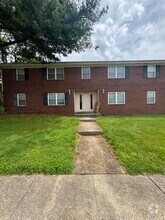 Building Photo - 441 Lenney Dr