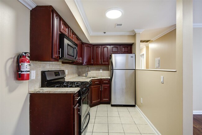 Building Photo - 401 Bergenline Ave