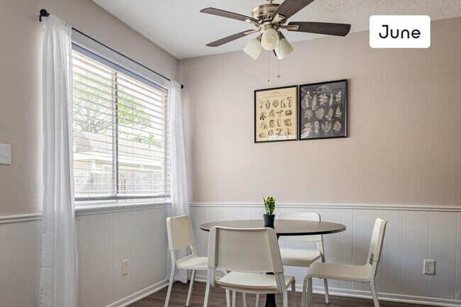 Building Photo - ROOM ONLY in 4-bed/2.0-bath Home