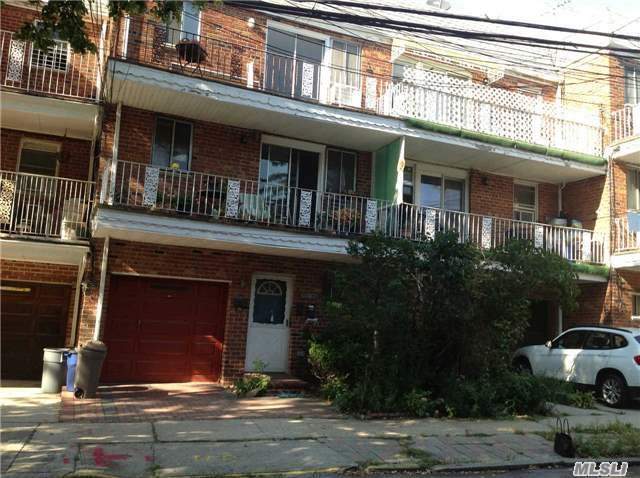 Foto del edificio - 135-35-135-82 82nd Ave