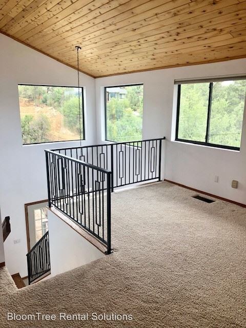 Foto del edificio - 3 br, 2 bath House - 1962 Sunnyside