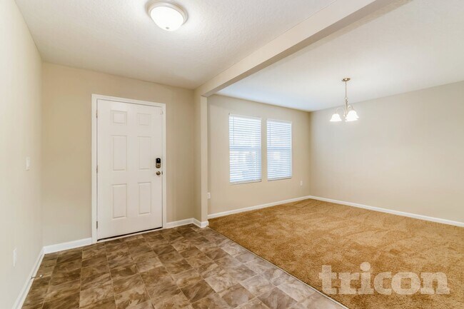 Foto del edificio - 1610 Liberty Tree Pl