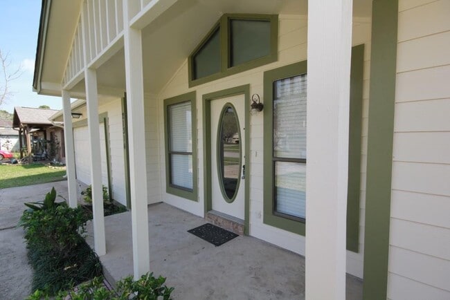 Foto del edificio - 21314 Greenham Dr