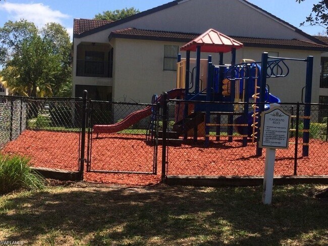 Building Photo - 2070 Arbour Walk Cir