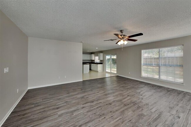 Foto del edificio - 10415 Copperdale Ln