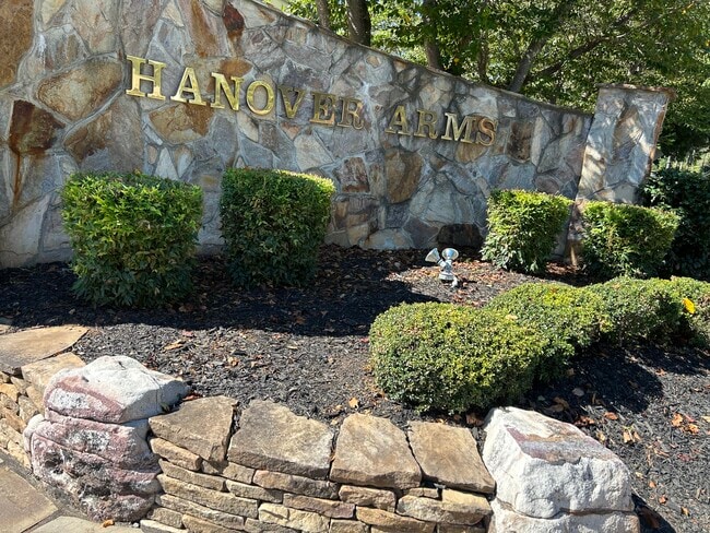Foto del edificio - 321 Hanover Arms Ct