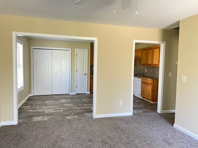 Building Photo - Remodeled 3 Bedroom/2 Bath in Awesome School Dristrict