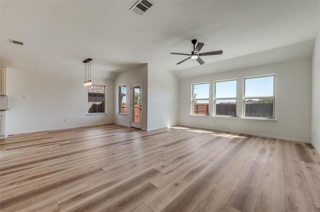 Building Photo - 3308 Sabine Dr